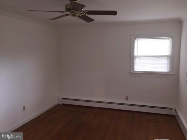 19302 Weaver Road Triangle, VA 22172 - Photo 12 of 21 Bedroom