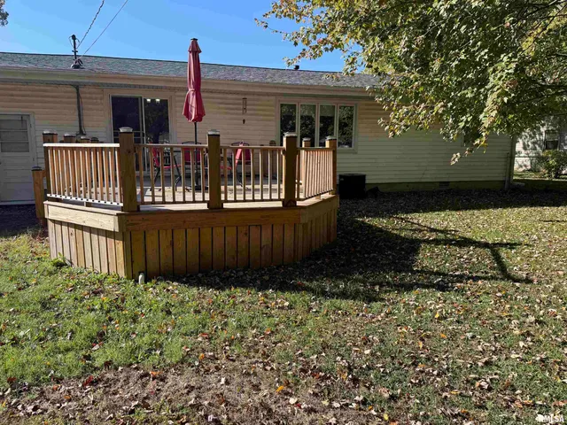 $160,500 | 1108 Hawthorn Road, Salem, IL 62881