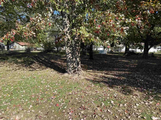 $160,500 | 1108 Hawthorn Road, Salem, IL 62881