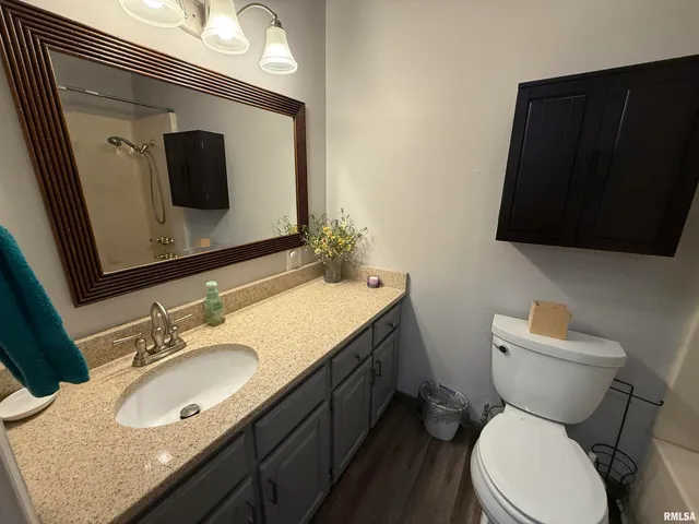 $160,500 | 1108 Hawthorn Road, Salem, IL 62881