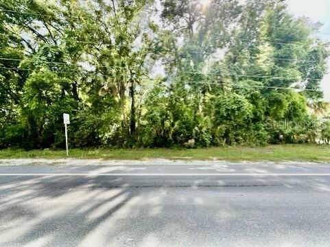 South Main Street Bell, FL 32619 - Photo 3 of 4 a view of a basketball court