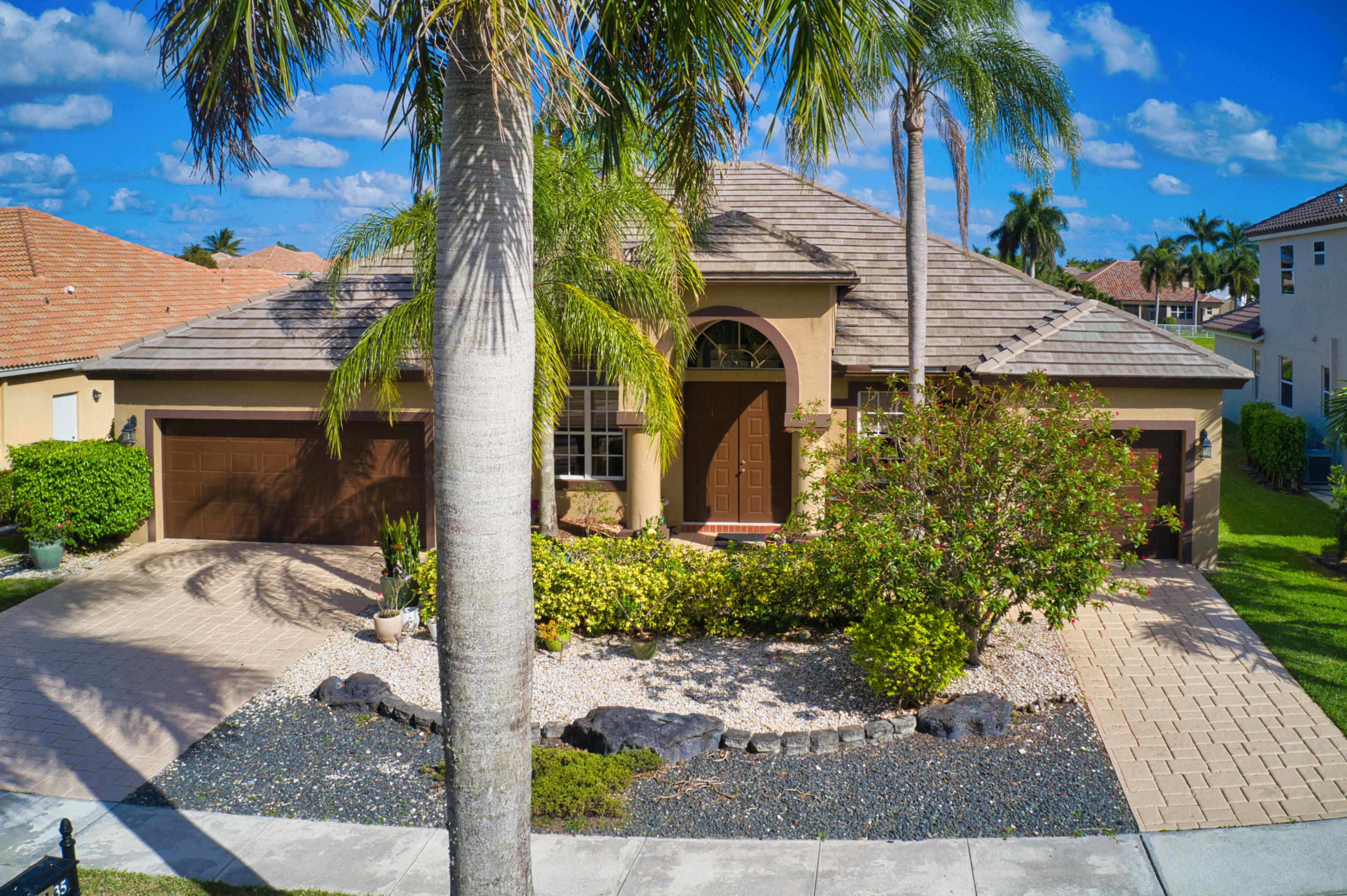 21335 Gosier Way Boca Raton, FL 33428 - Photo 34 of 44 32-Front w Tree