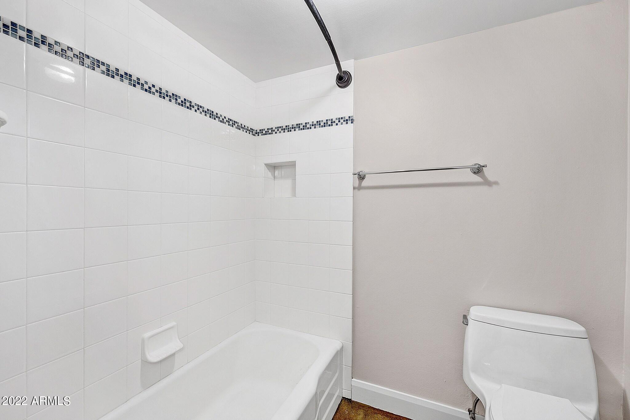 1107 West Osborn Road, Unit 204 Phoenix, AZ 85013 - Photo 23 of 26 23
