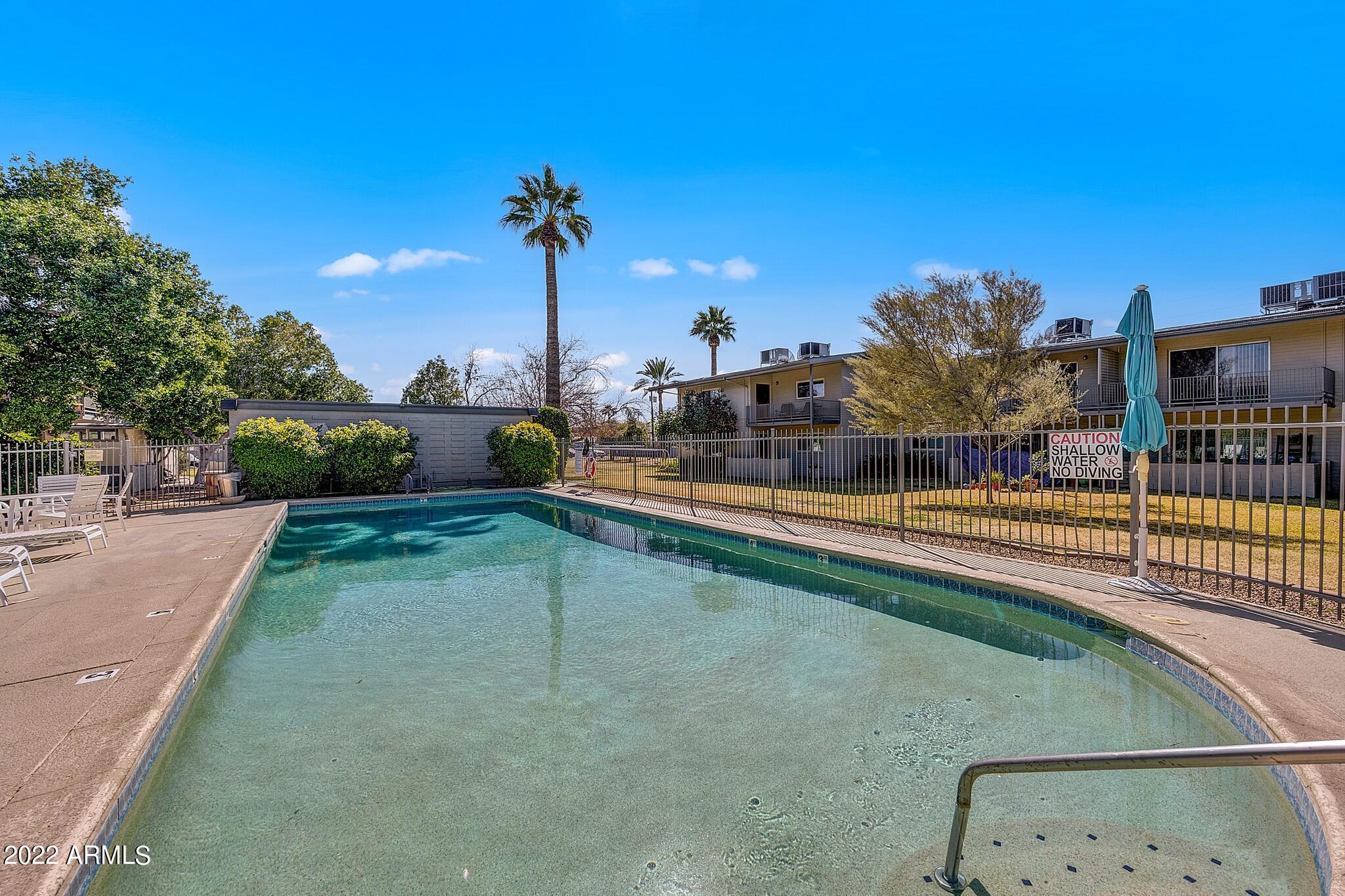 1107 West Osborn Road, Unit 204 Phoenix, AZ 85013 - Photo 3 of 26 3