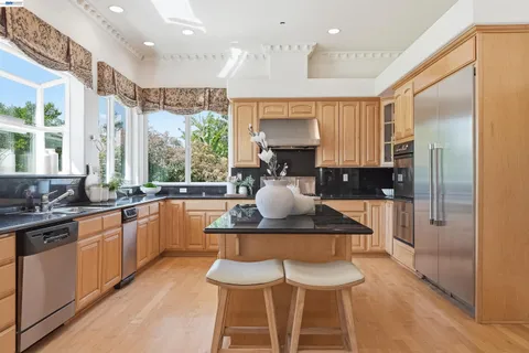 $4,580,000 | 750 Vista Hill Terrace, Fremont, CA 94539