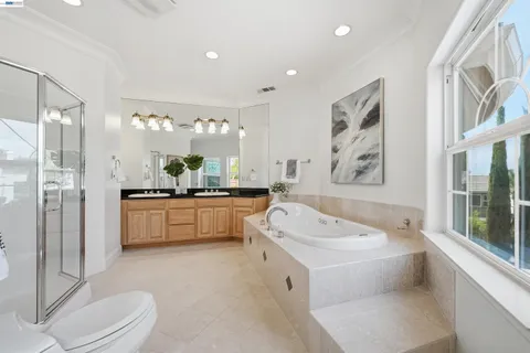 $4,580,000 | 750 Vista Hill Terrace, Fremont, CA 94539