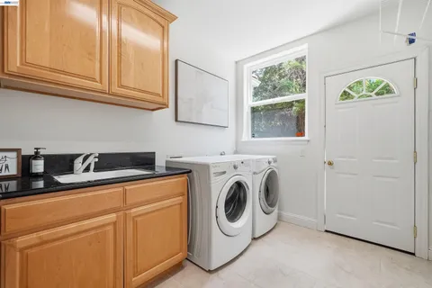 $4,580,000 | 750 Vista Hill Terrace, Fremont, CA 94539