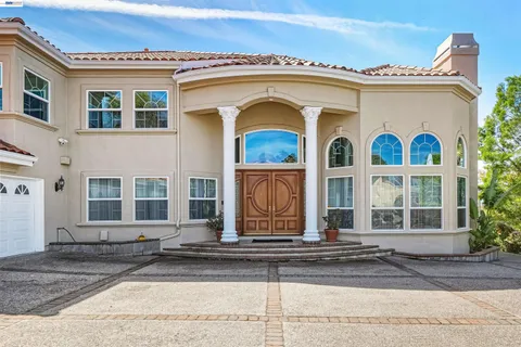$4,580,000 | 750 Vista Hill Terrace, Fremont, CA 94539