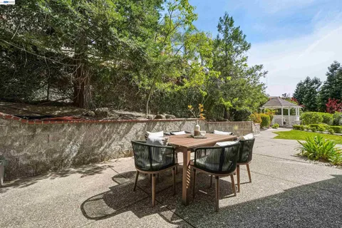 $4,580,000 | 750 Vista Hill Terrace, Fremont, CA 94539