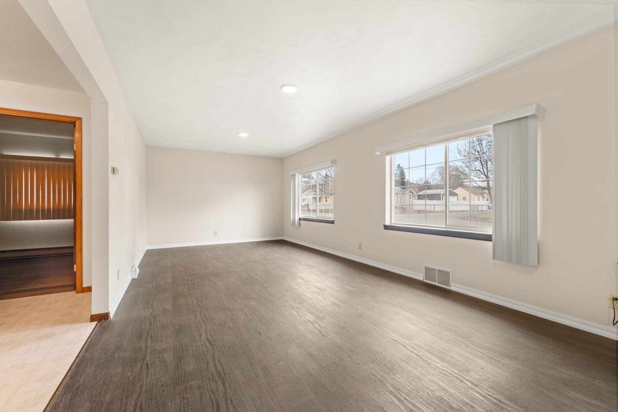 4401 North Best Road Spokane Valley, WA 99216 - Photo 3 of 28 Gallery Image 3