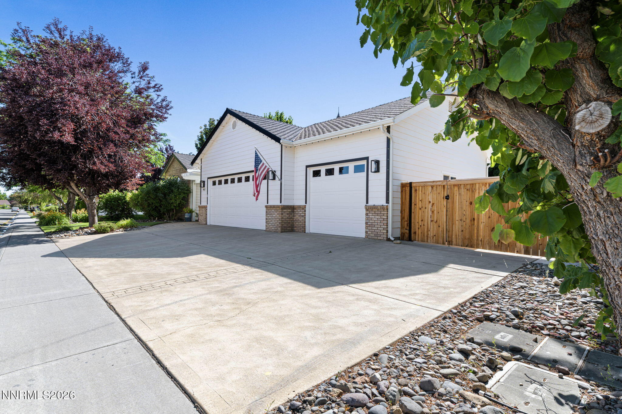 965 Springfield Drive Gardnerville, NV 89460 - Photo 8 of 45 47-web-or-mls-DSC_4322 (2)