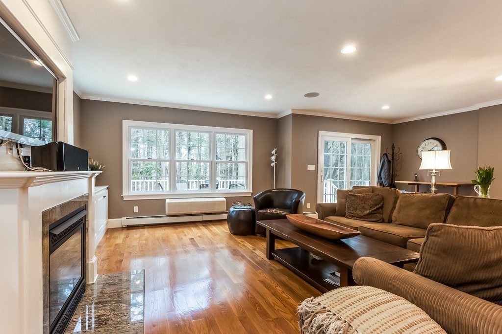 184 Riverside Drive Norwell, MA 02061 - Photo 10 of 30 Gallery Image 10
