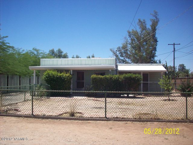 2802 East Edison Street Tucson, AZ 85716 - Photo 1 of 15