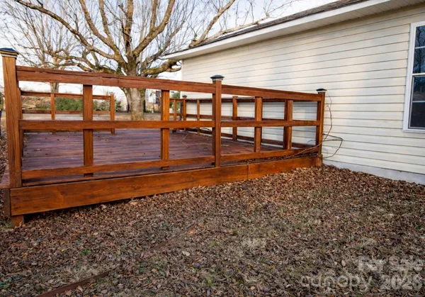 a porch with view of outdoor space