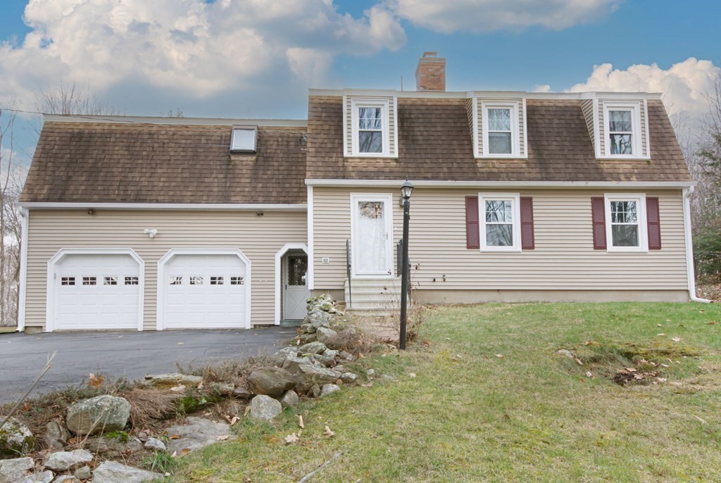 53 Underwood Road Hubbardston, MA 01452 - Photo 2 of 37 Gallery Image 2