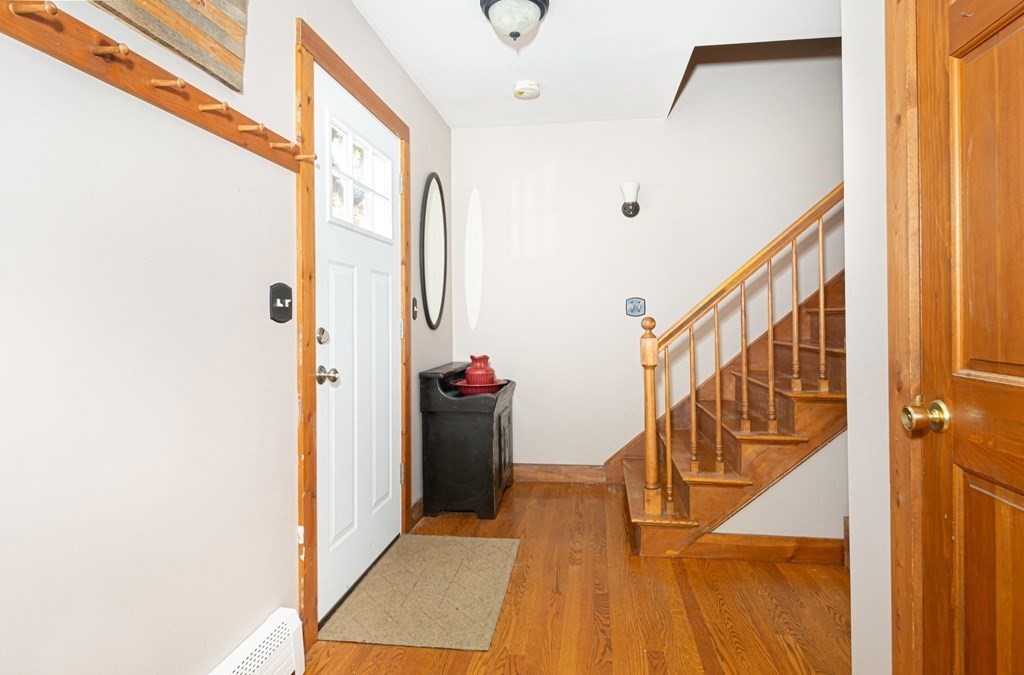 53 Underwood Road Hubbardston, MA 01452 - Photo 6 of 37 Gallery Image 6
