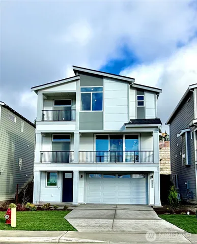 $799,990 | 17542 Northeast Midnight Sun Loop, Poulsbo, WA 98370