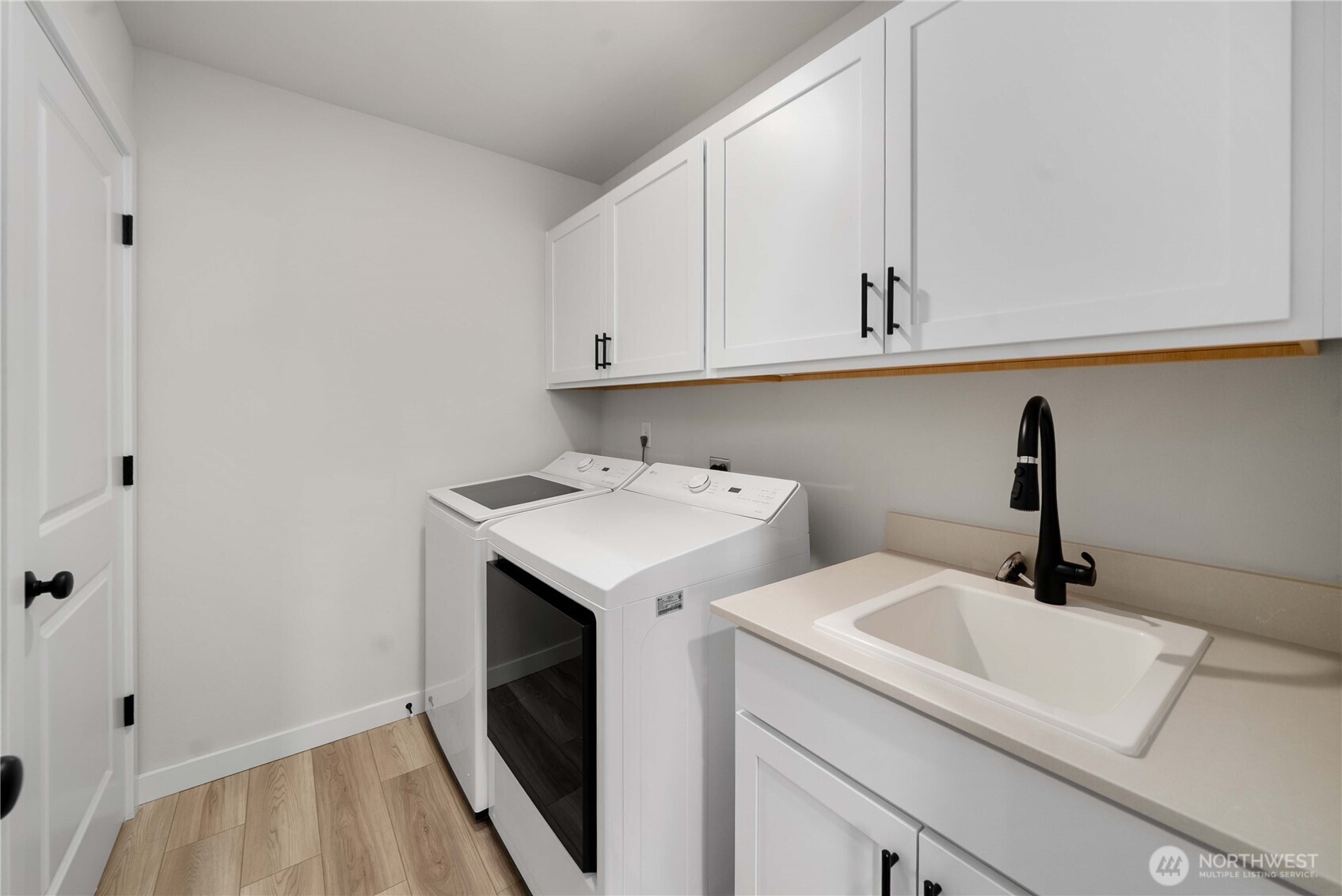 17542 Northeast Midnight Sun Loop Poulsbo, WA 98370 - Photo 22 of 40