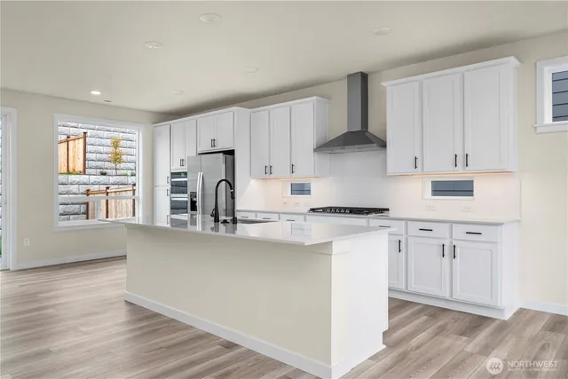 $799,990 | 17542 Northeast Midnight Sun Loop, Poulsbo, WA 98370