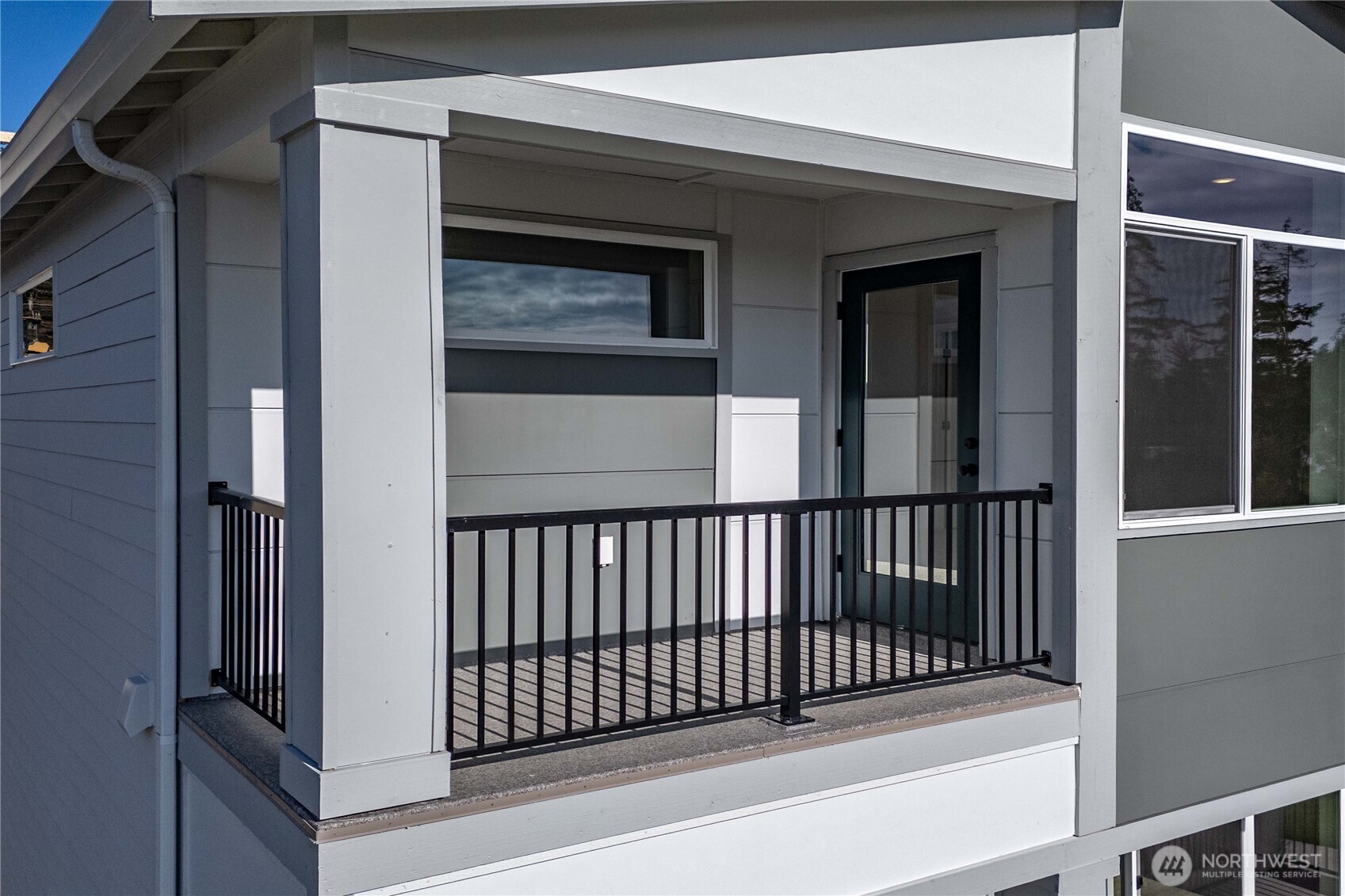 17542 Northeast Midnight Sun Loop Poulsbo, WA 98370 - Photo 3 of 40