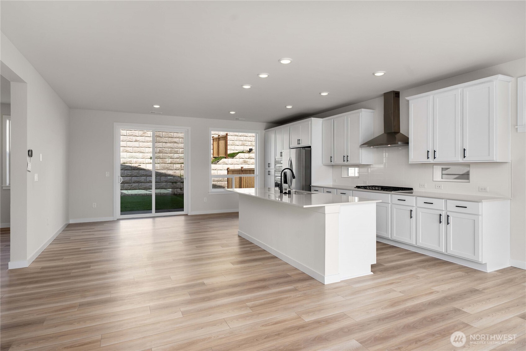 17542 Northeast Midnight Sun Loop Poulsbo, WA 98370 - Photo 9 of 40