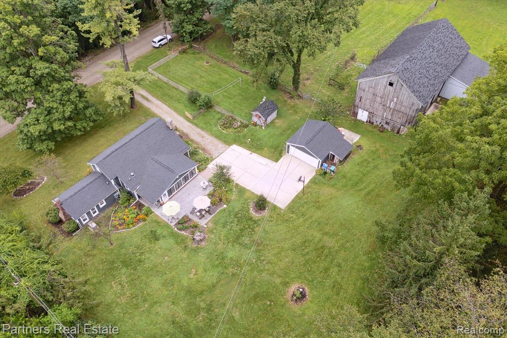 9460 McClements Road Brighton, MI 48114 - Photo 71 of 72