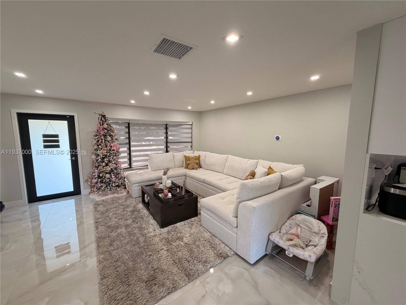 4841 Northwest 19th Street Lauderhill, FL 33313 - Photo 6 of 32