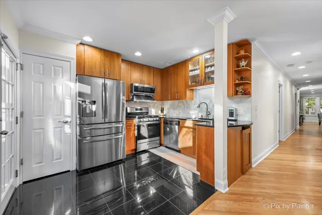 $649,000 | 4252 North Lawndale Avenue, Chicago, IL 60618