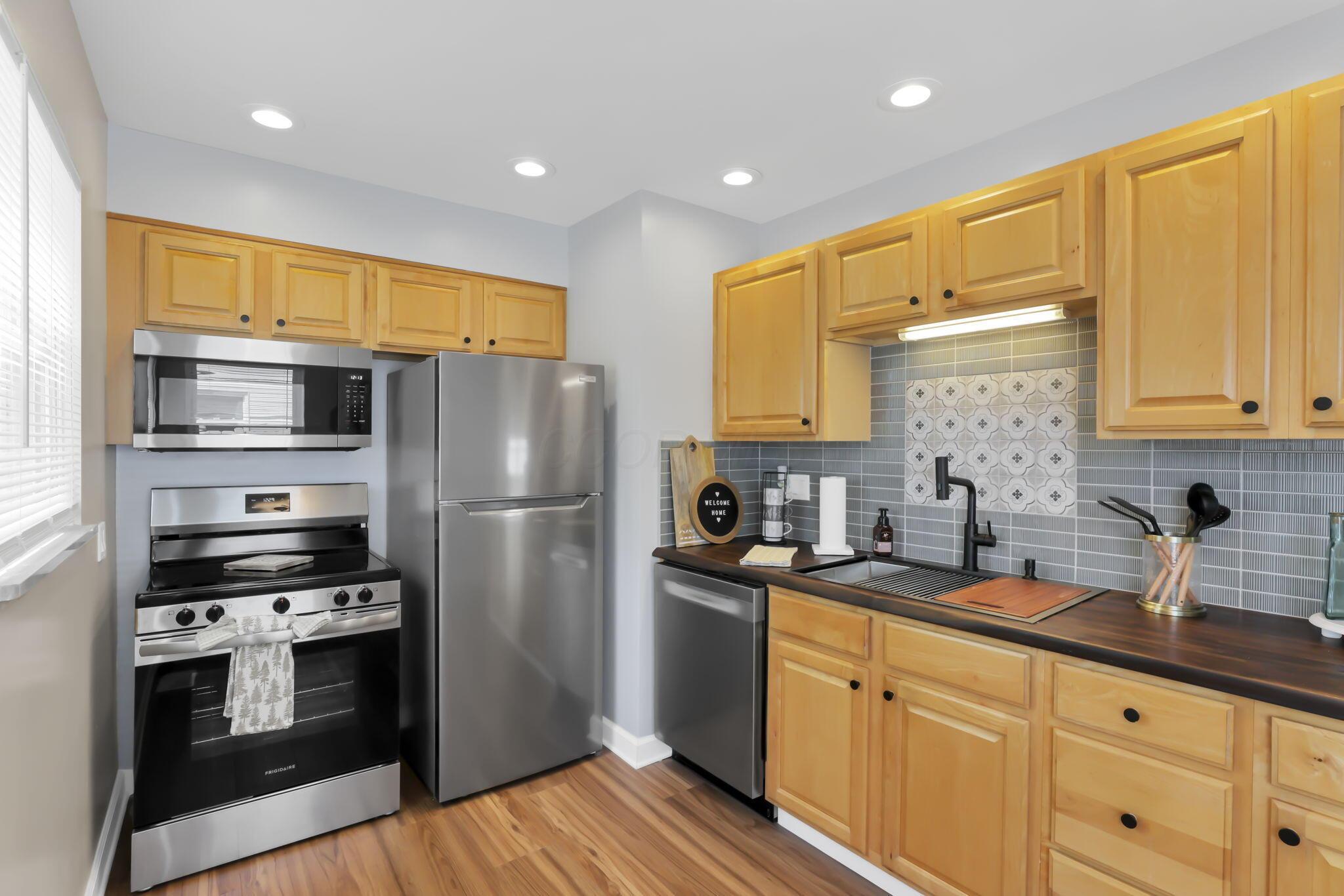 142 North Kellner Road Columbus, OH 43209 - Photo 18 of 62 Kitchen