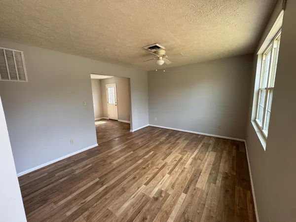 $851 | 108 Elmwood Circle, Unit B, Martinsville, VA 24112