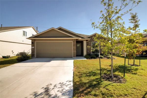 $1,950 | 209 Moulins Lane, Georgetown, TX 78626