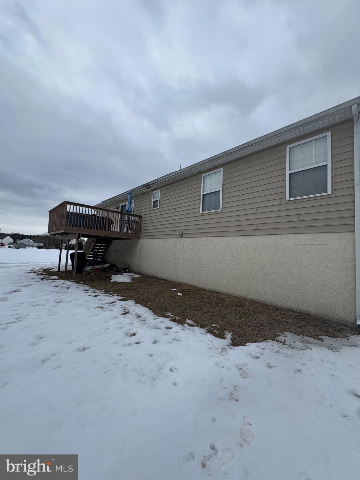 5432 Lake Road Newfield, NJ 08344 - Photo 23 of 24 a backyard of a house with wooden fence