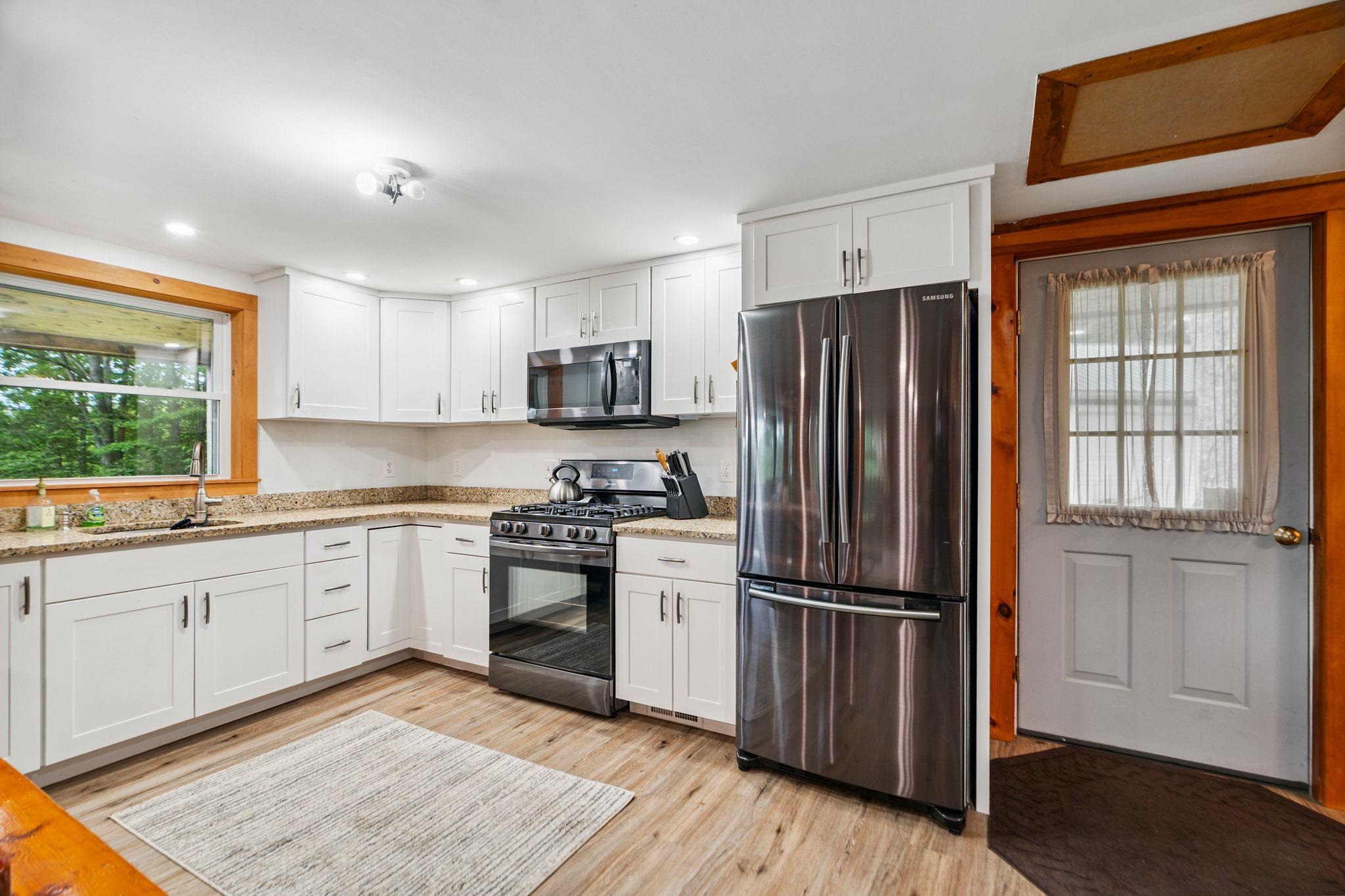 68 Advent Hill Road Hartland, VT 05048 - Photo 10 of 32