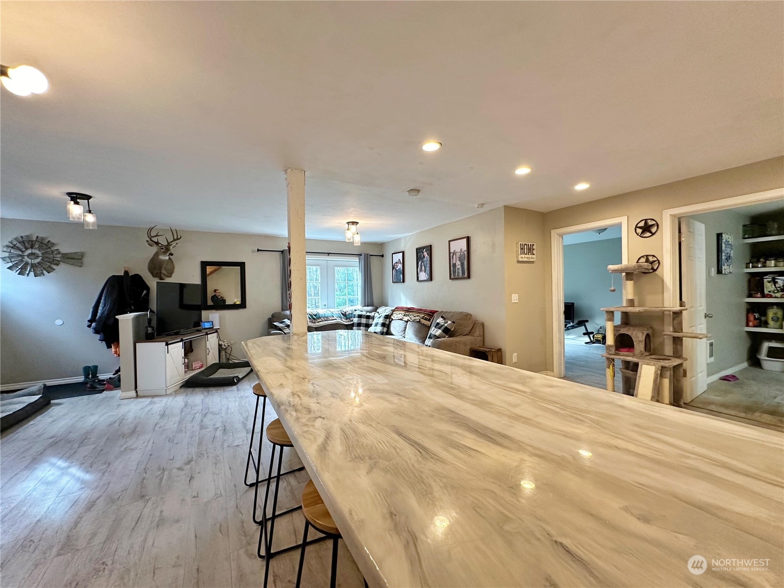 65038 Logan Hill Road Chehalis, WA 98532 - Photo 5 of 33 a large room with table and chairs