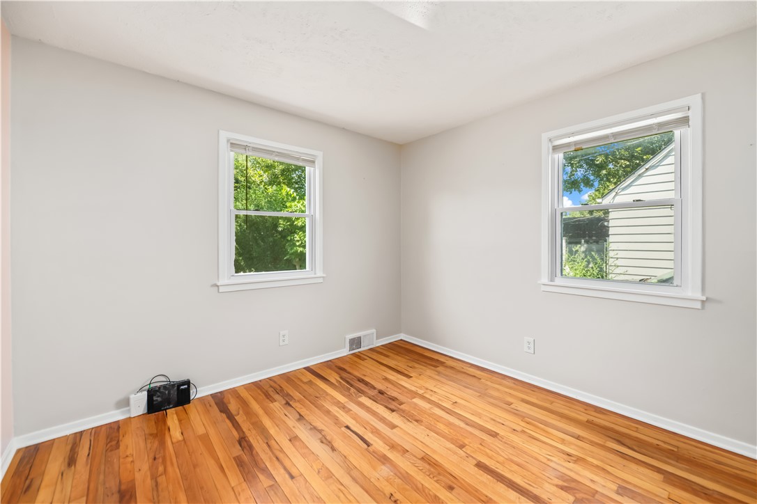 153 Greenfield Road Greece, NY 14626 - Photo 10 of 24