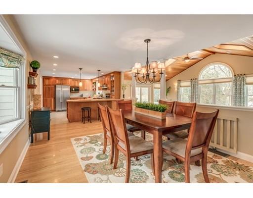 32 Shelby Road Reading, MA 01867 - Photo 10 of 30 Gallery Image 10