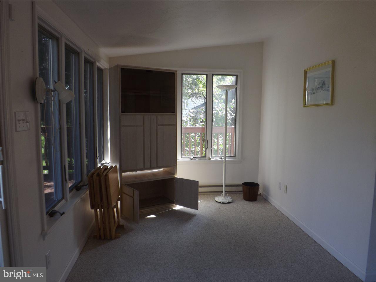 537 Hillcrest Road York, PA 17403 - Photo 13 of 34 Gallery Image 13