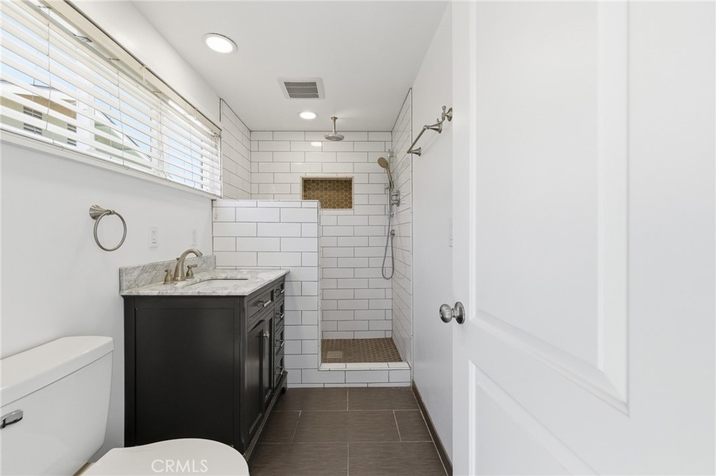 1300 Bluebell Street Oxnard, CA 93036 - Photo 22 of 30