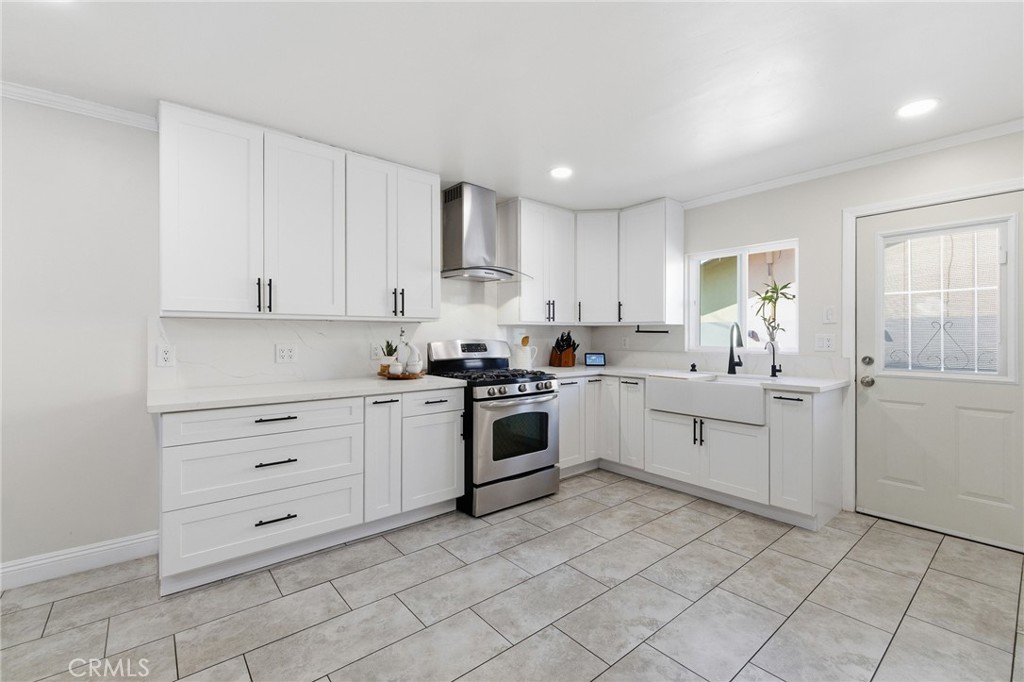 1300 Bluebell Street Oxnard, CA 93036 - Photo 6 of 30