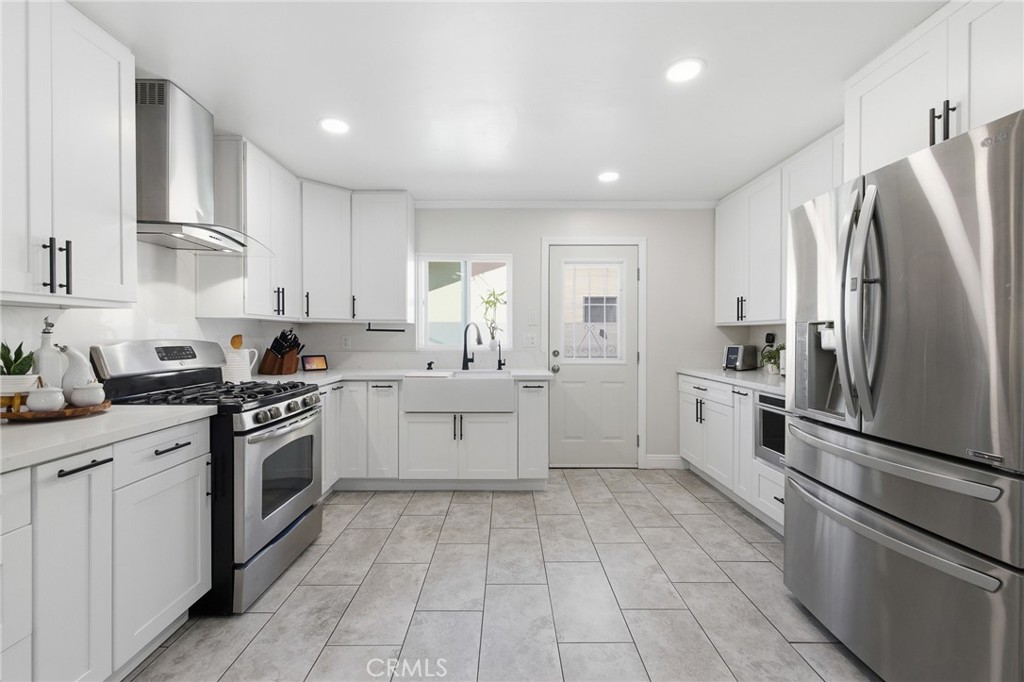 1300 Bluebell Street Oxnard, CA 93036 - Photo 7 of 30