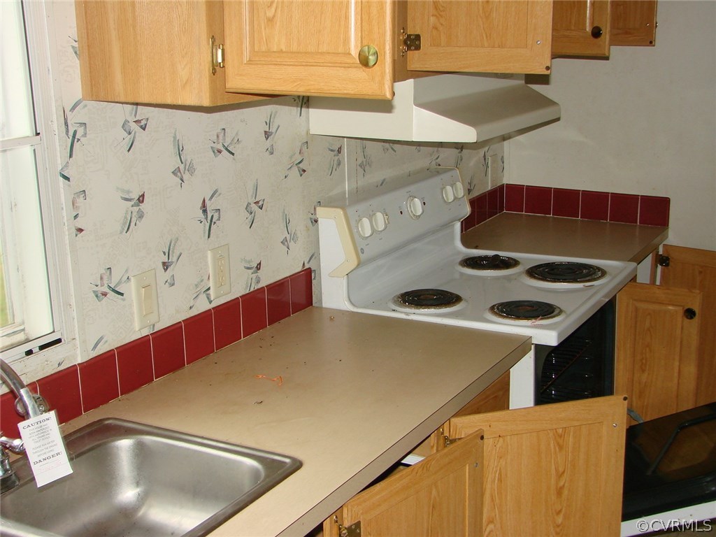 6485 Beaverdam Road Spring Grove, VA 23881 - Photo 7 of 22 Gallery Image 7