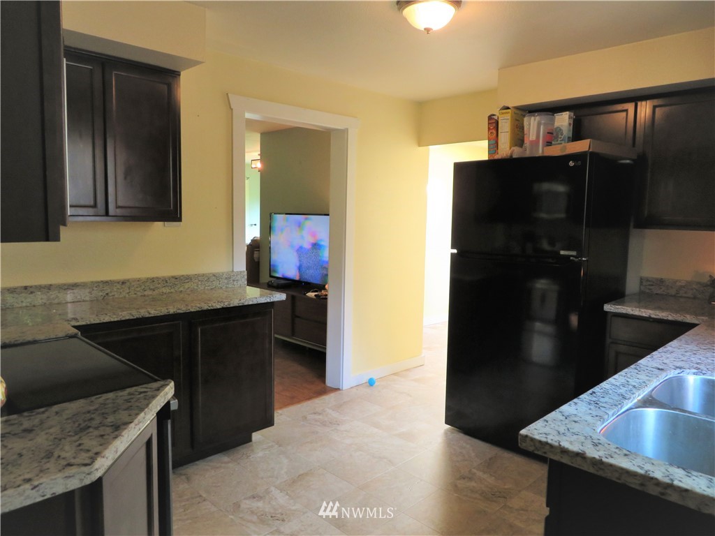 1005 Delphi Road Southwest Olympia, WA 98512 - Photo 13 of 25 Gallery Image 13