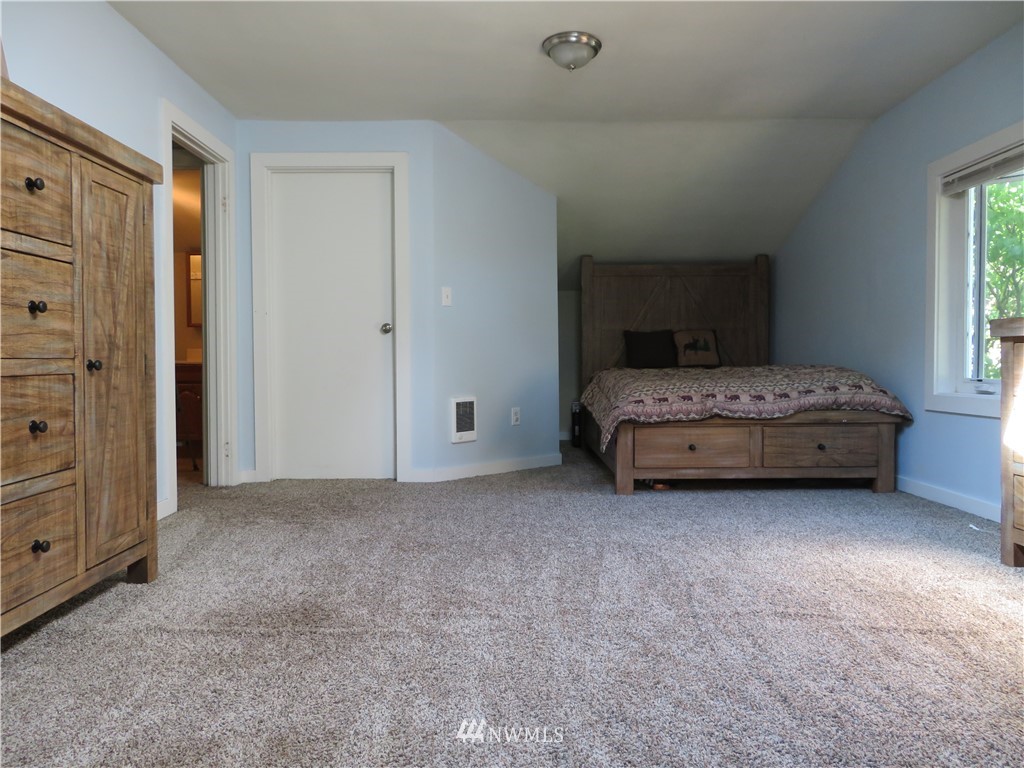 1005 Delphi Road Southwest Olympia, WA 98512 - Photo 23 of 25 Gallery Image 23