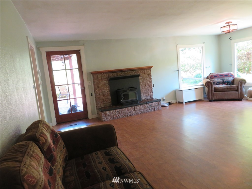 1005 Delphi Road Southwest Olympia, WA 98512 - Photo 9 of 25 Gallery Image 9