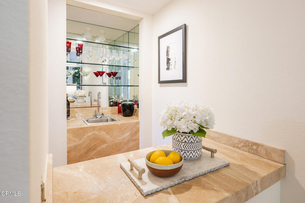 3237 La Encina Way Pasadena, CA 91107 - Photo 9 of 45 3237 La Encina-34