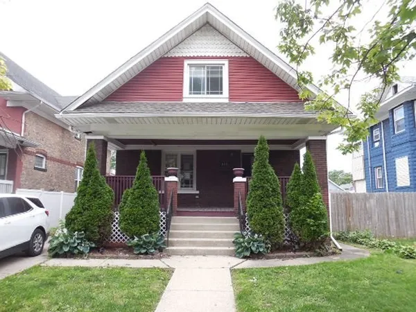 $250,000 | 312 South 10th Avenue, Maywood, IL 60153