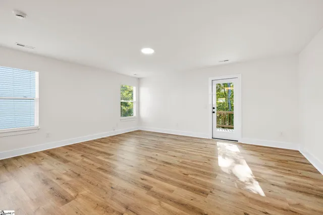 $425,000 | 5 Robin Hood Road, Taylors, SC 29687