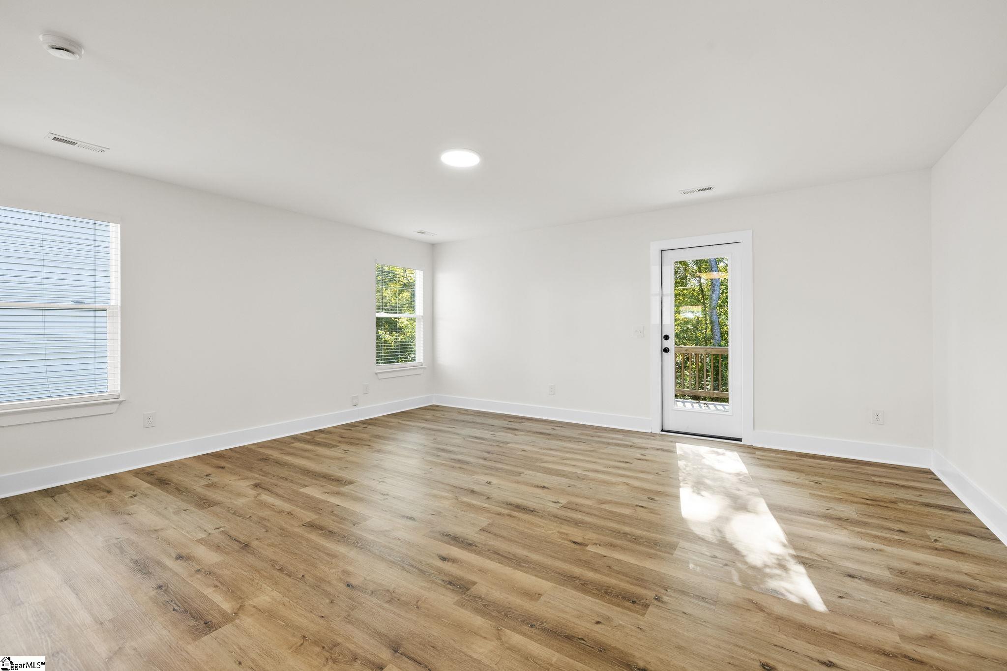 5 Robin Hood Road Taylors, SC 29687 - Photo 12 of 29