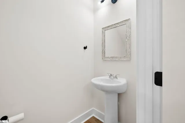 $425,000 | 5 Robin Hood Road, Taylors, SC 29687