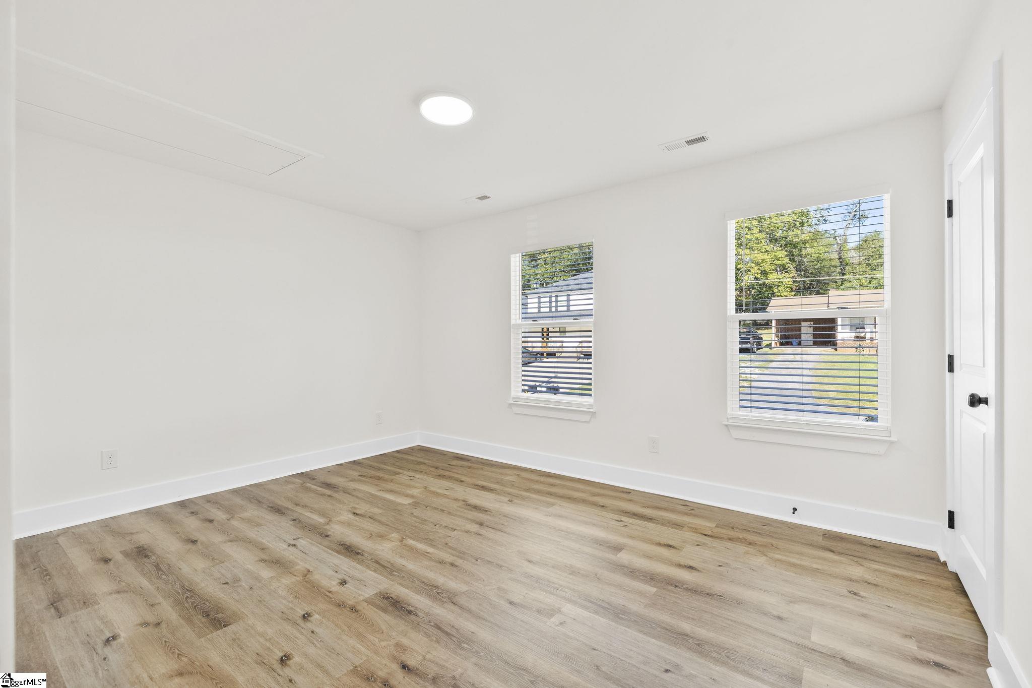 5 Robin Hood Road Taylors, SC 29687 - Photo 19 of 29